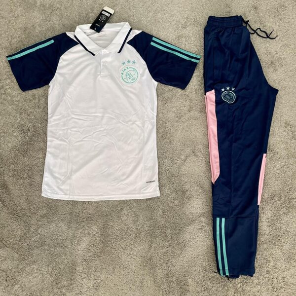 Ensemble AJAX