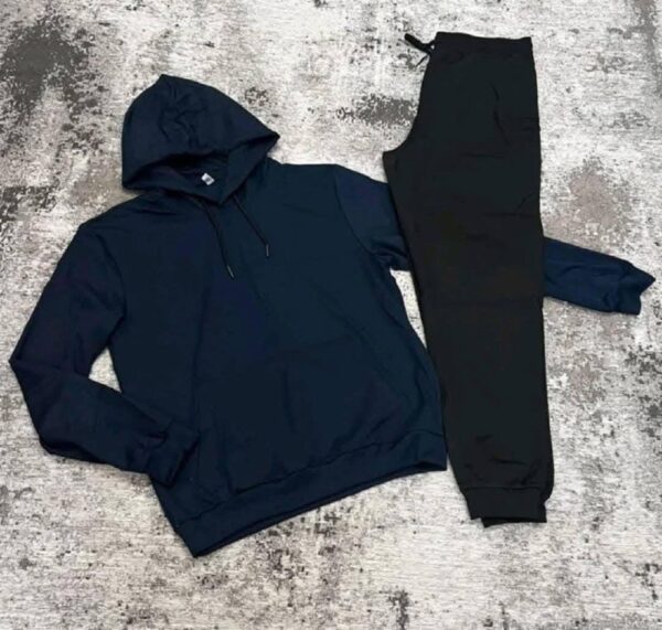 Ensemble Bleu