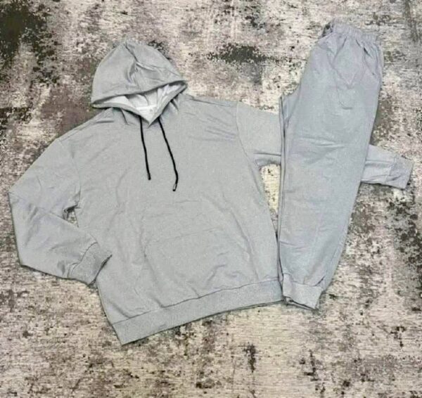 Ensemble gris