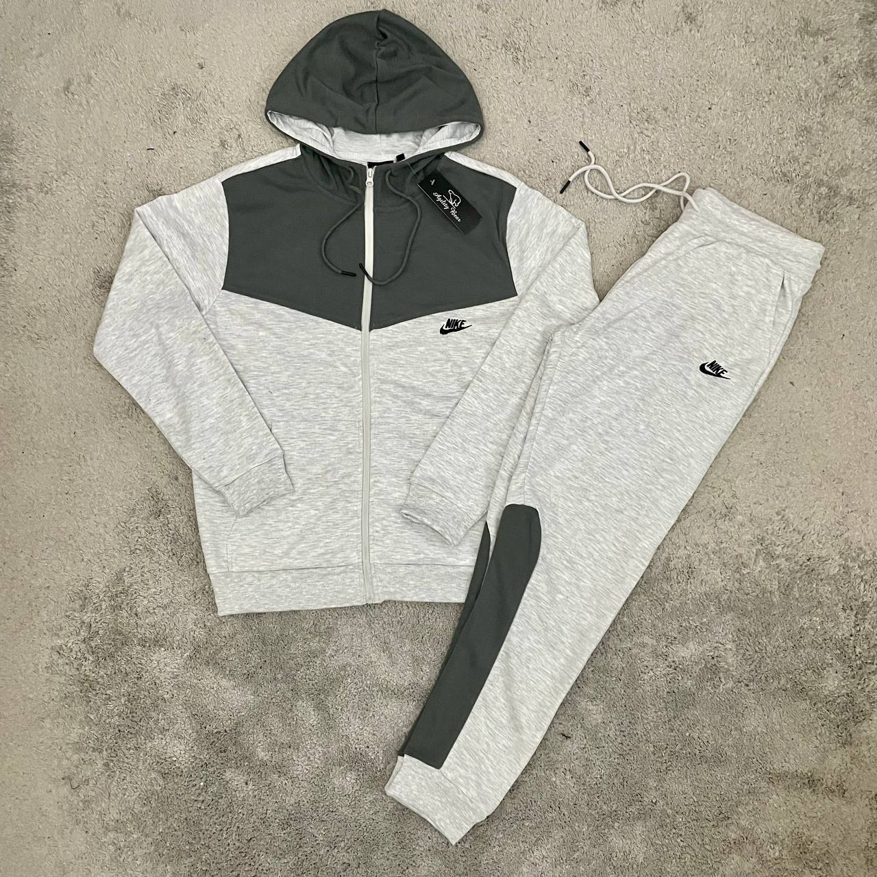 Ensemble Nike Blanc cassé