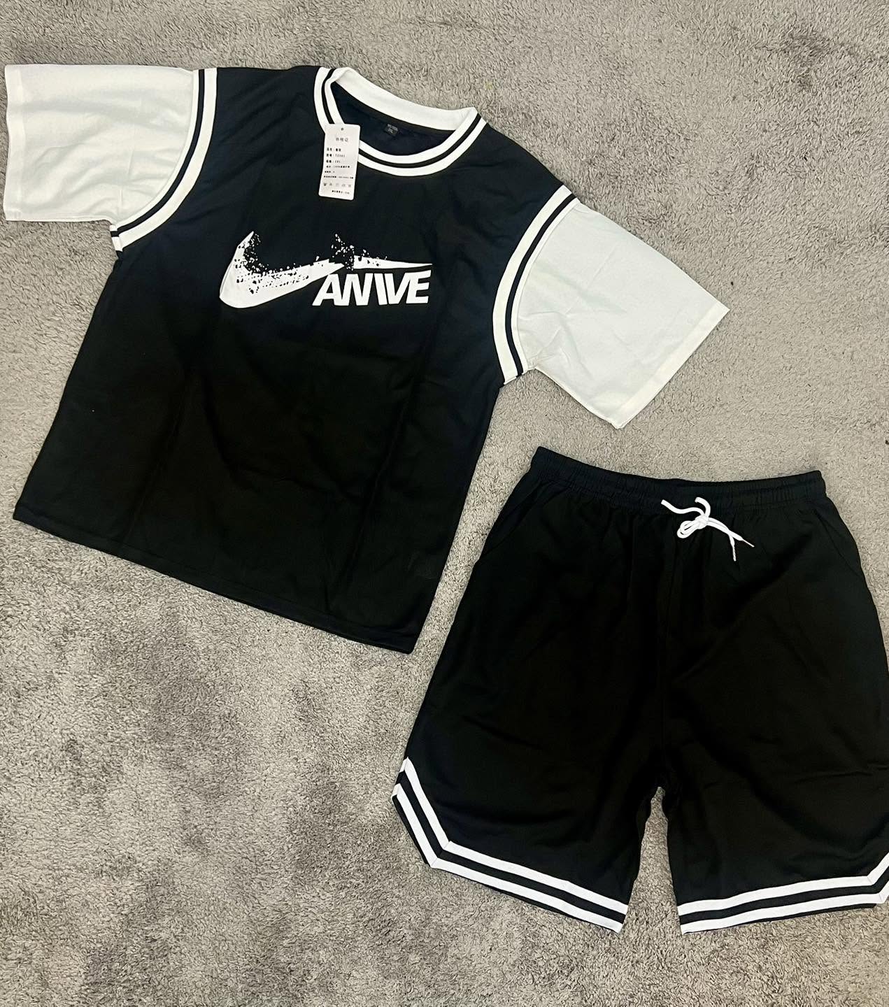 Ensemble Nike Noire
